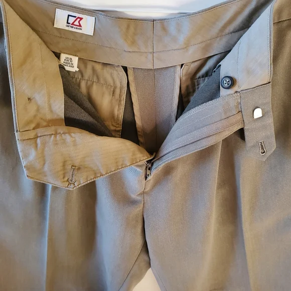Cutter & Buck Men's Shorts Golf Pockets Front Pleated Sz 36 Classiccore Preppy - Picture 6 of 12